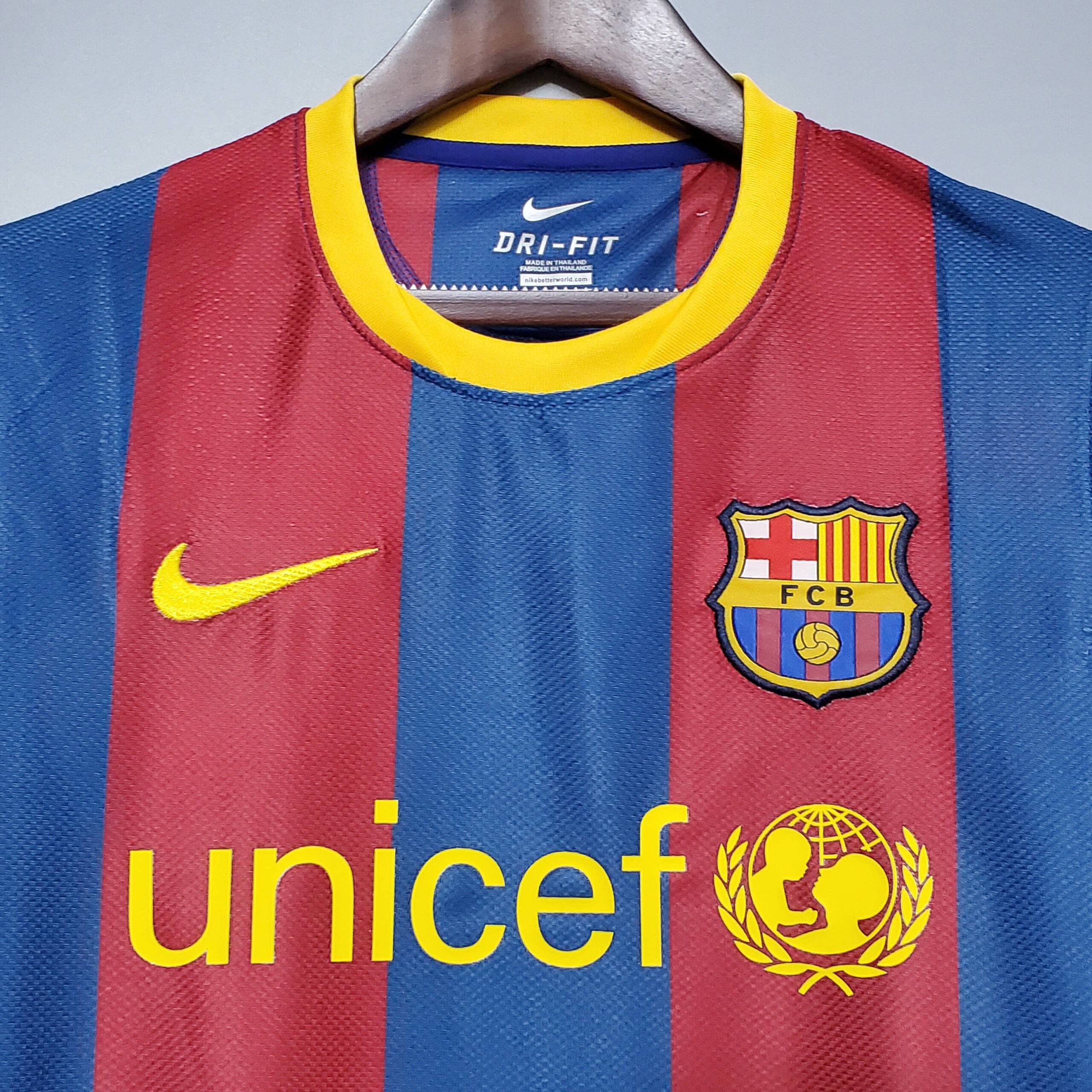 Retro Barcelona Home 2010/2011 - Image 10
