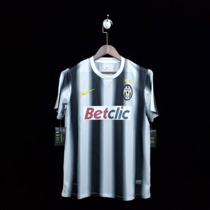 Retro Juventus Home 2011/2012