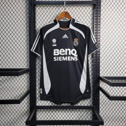Retro Real Madrid Away 2006/2007