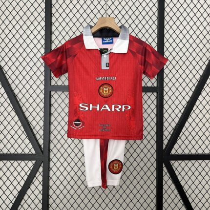 kids M-U 96/97 home size: 16-28