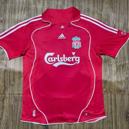 06-07 Liverpool home short sleeves