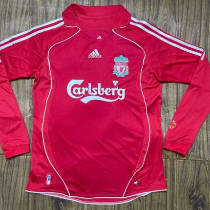 06-07Liverpool home long sleeves
