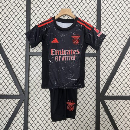 24/25 Kids Benfica away Size: 16-28
