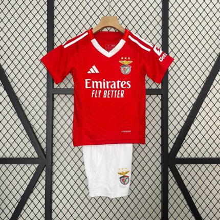 24/25 Kids Benfica Home Size: 16-28