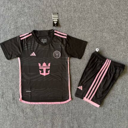 2425 Miami away 16-28