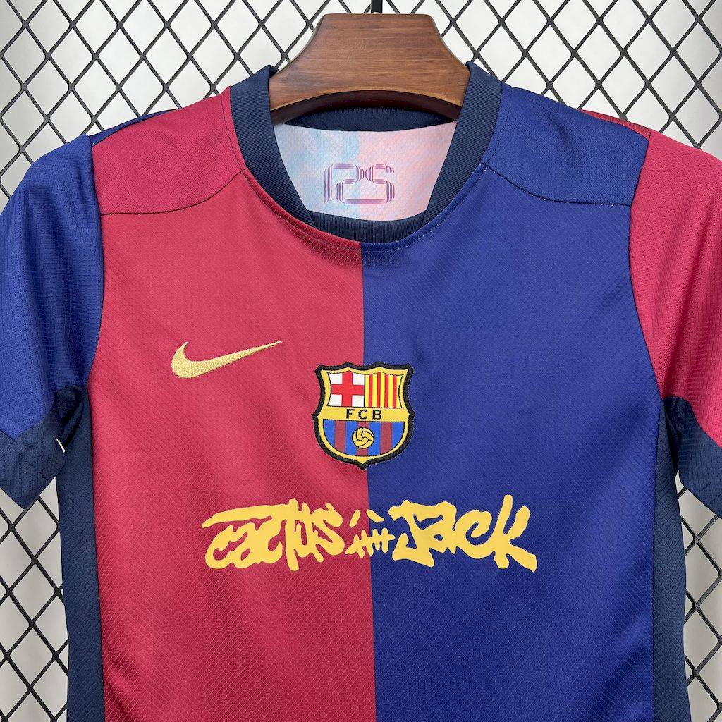 Barcelona 2024/25 Travis Scott Edition Kids Kit - Image 4