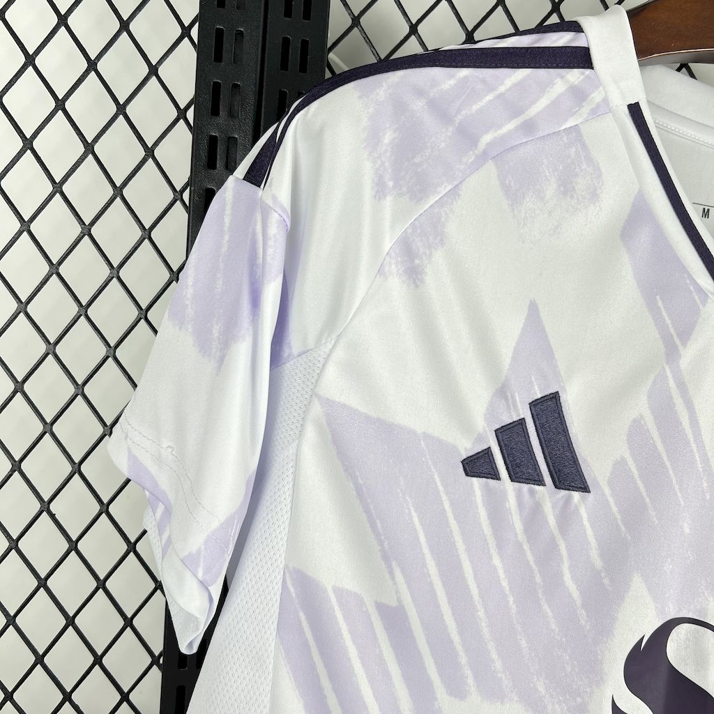 Manchester United 2025/26 Away Jersey - Image 3