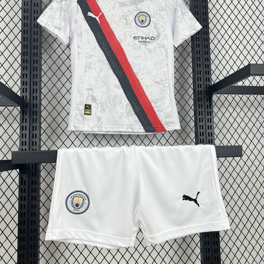 Manchester City 2025/26 Away Kids Kit - Image 4