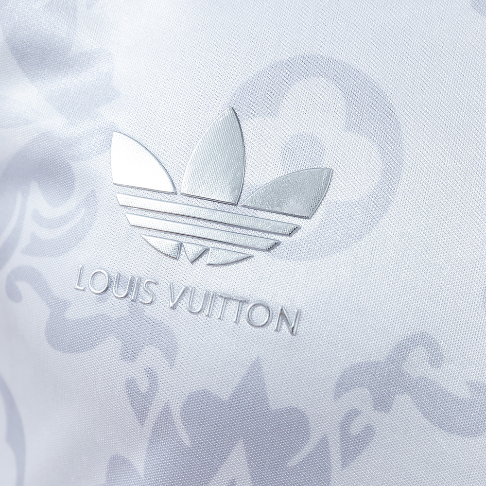 Real Madrid 25/26 Galaxy Lights special edition Player Version Jersey S-3XL - Image 4